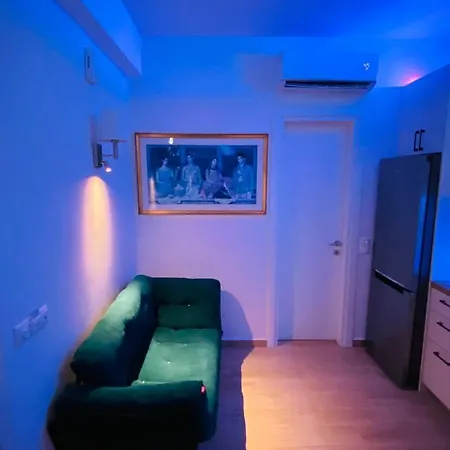 Modern Chiou Apartment Athens